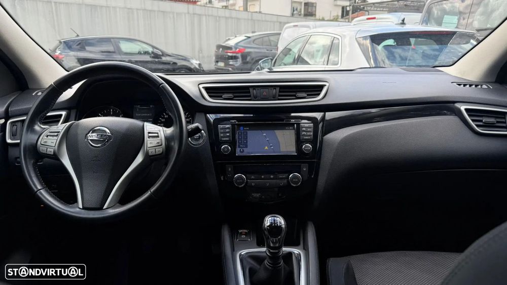 Nissan Qashqai 1.5 dCi tekna - 16