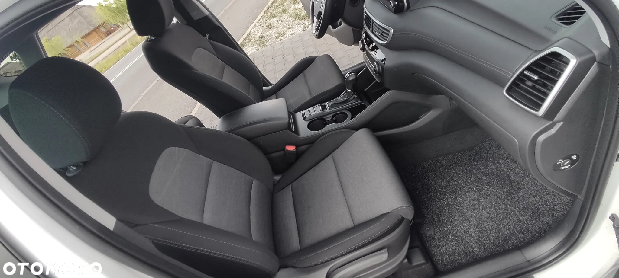 Hyundai Tucson 1.6 CRDi Comfort 2WD DCT - 31