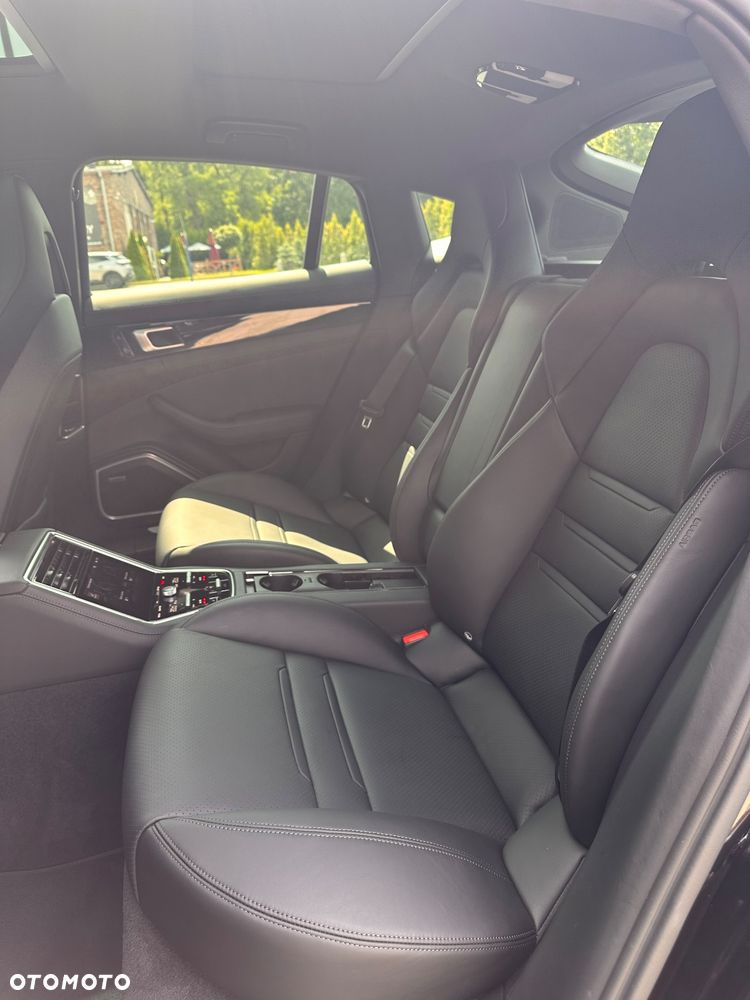 Porsche Panamera 4S - 14