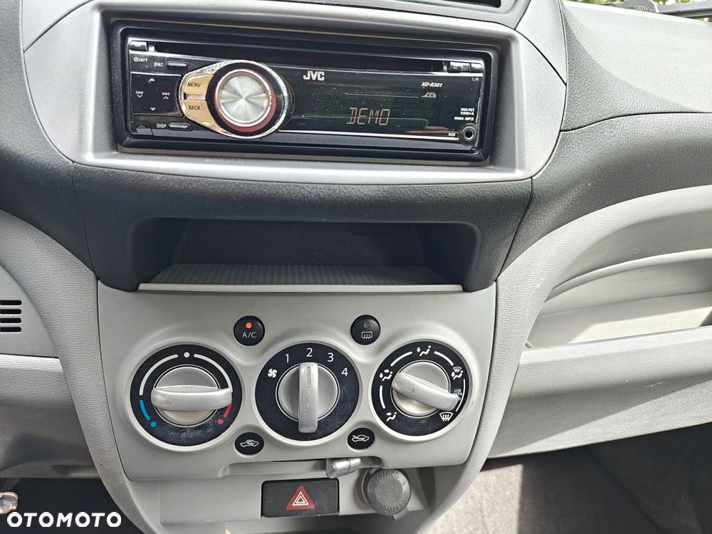 Suzuki Alto 1.0 Club City - 17