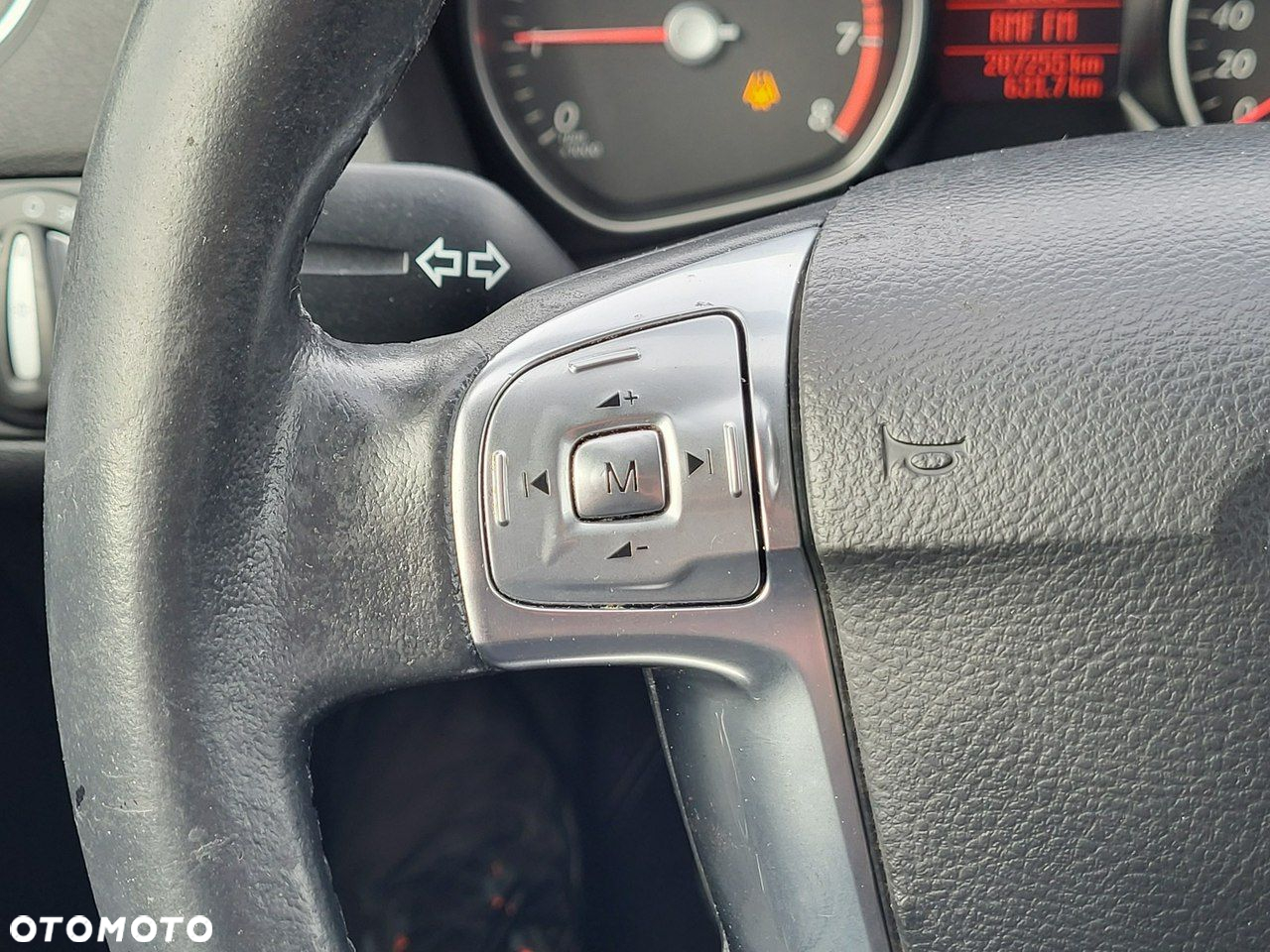 Ford Mondeo - 28
