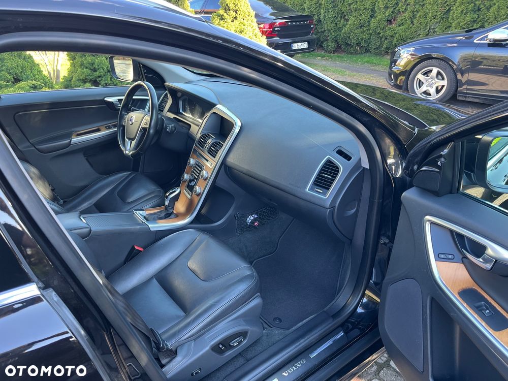 Volvo XC 60 T5 AWD Geartronic Linje Inscription - 9