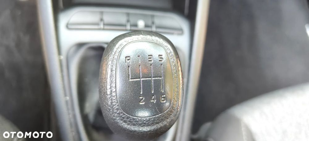 Kia Stonic - 21