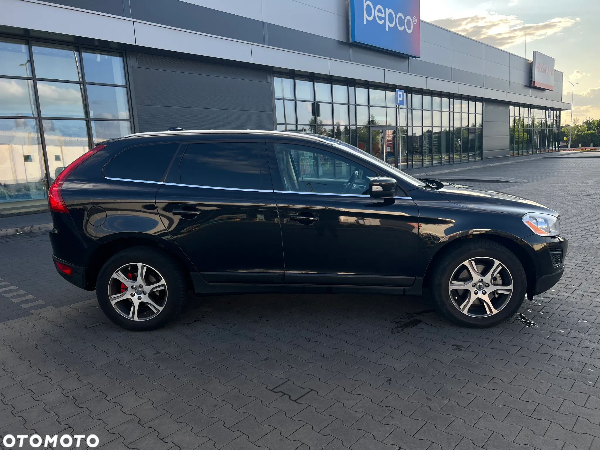 Volvo XC 60 T6 AWD Kinetic - 23