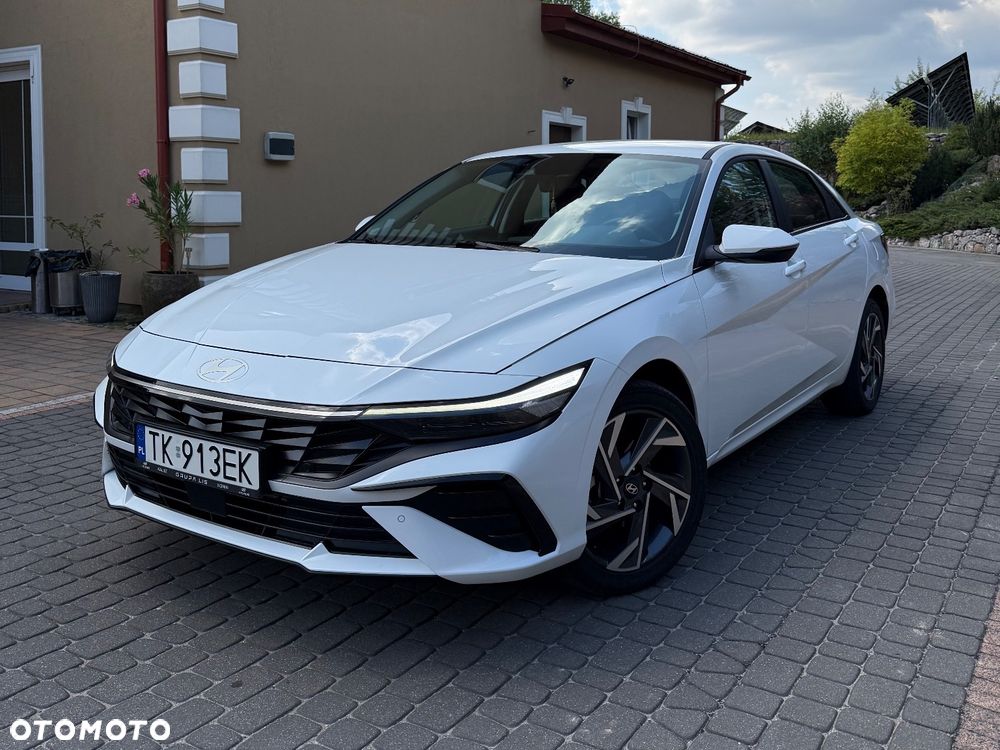 Hyundai Elantra 1.6 Smart - 1