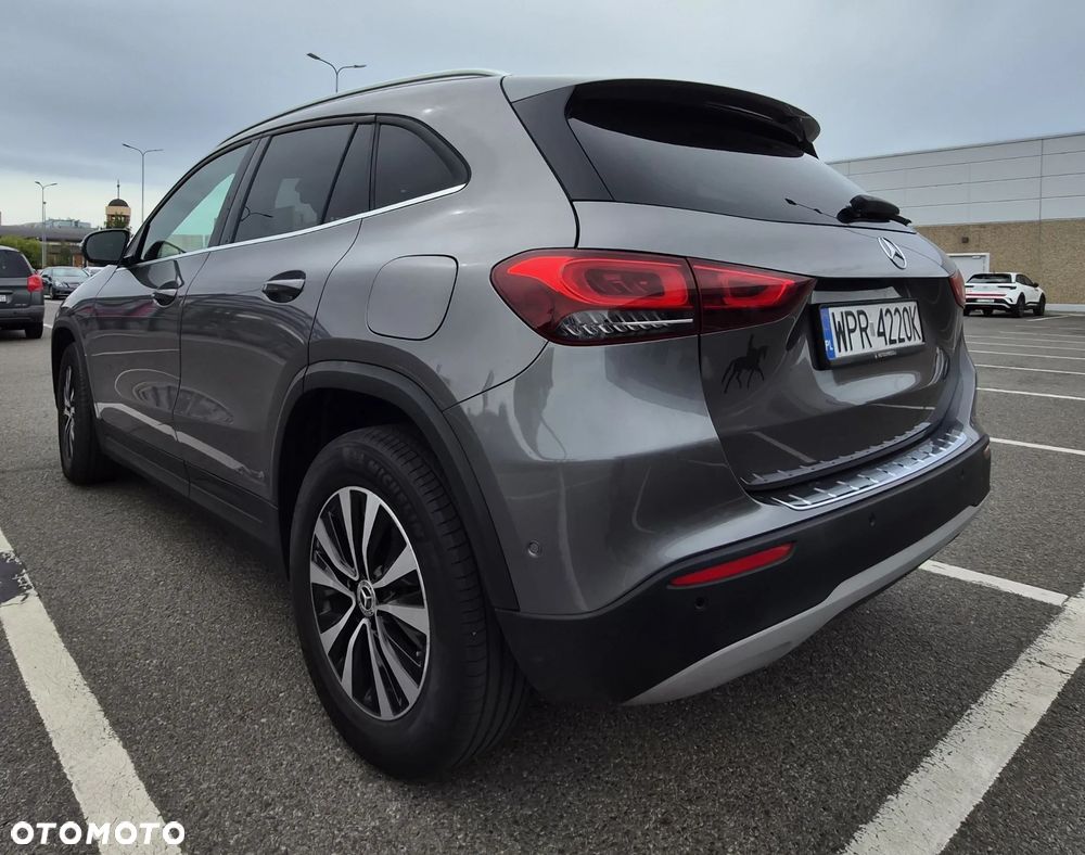 Mercedes-Benz GLA 200 Business Edition - 5