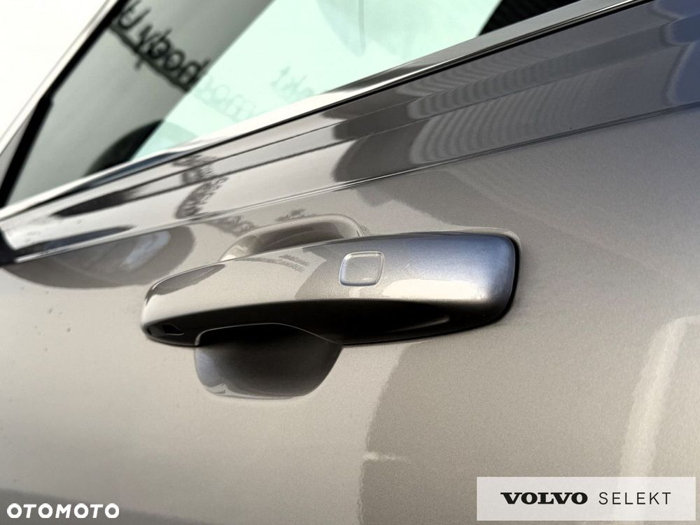 Volvo XC 90 - 8