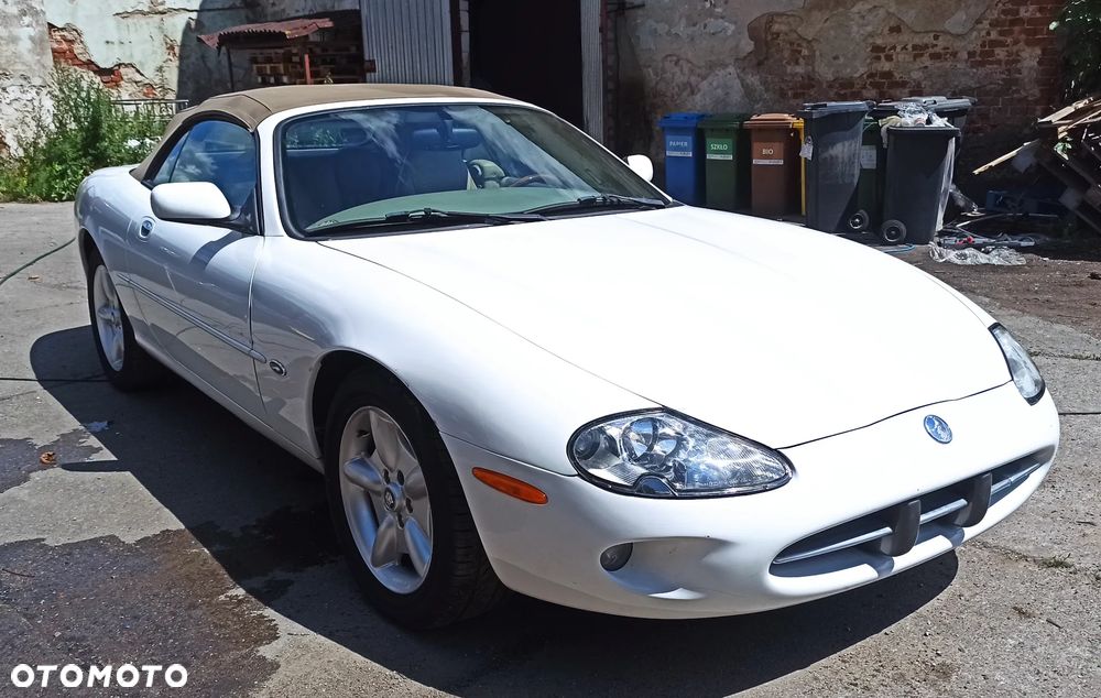 Jaguar XK8 4.0 - 2