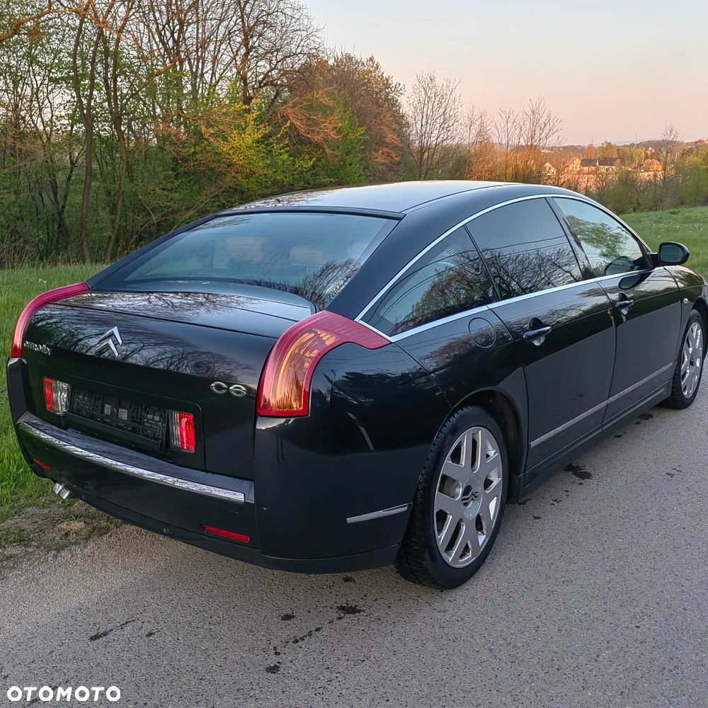 Citroën C6 HDi 205 Biturbo FAP Exclusive - 3