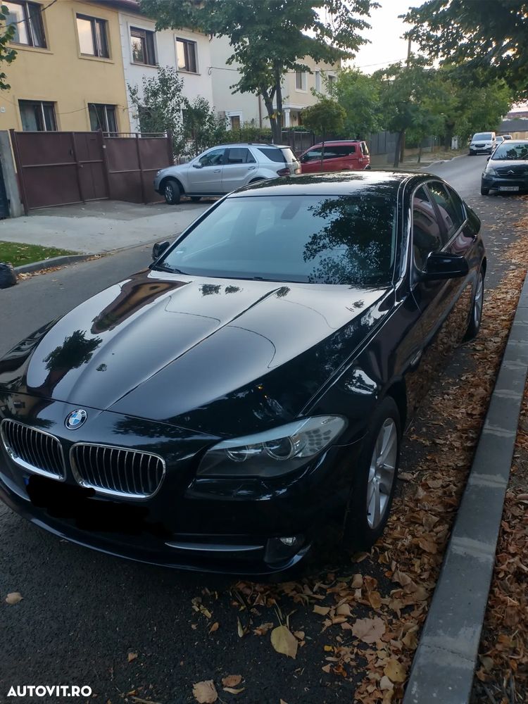 BMW Seria 5 520d - 24