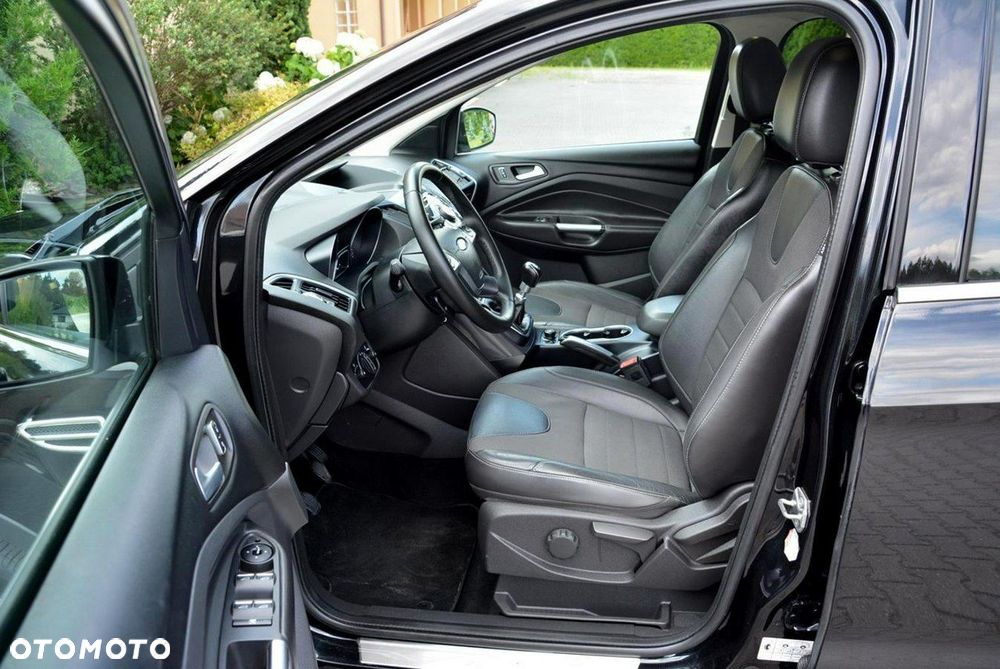 Ford Kuga 2.0 TDCi FWD Titanium - 19