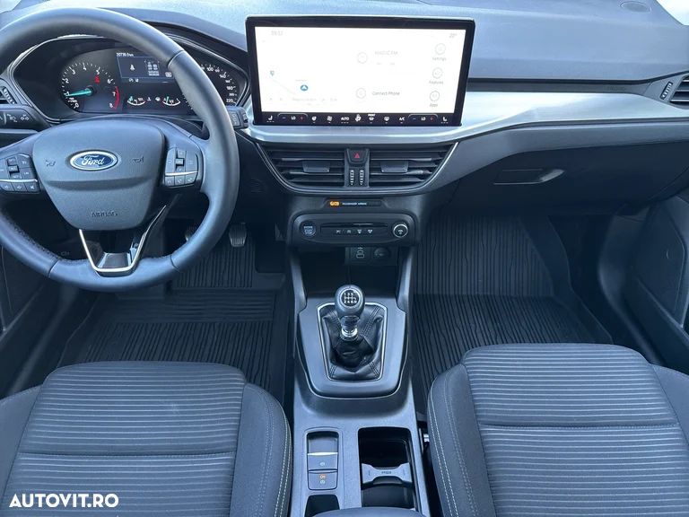 Ford Focus - 16