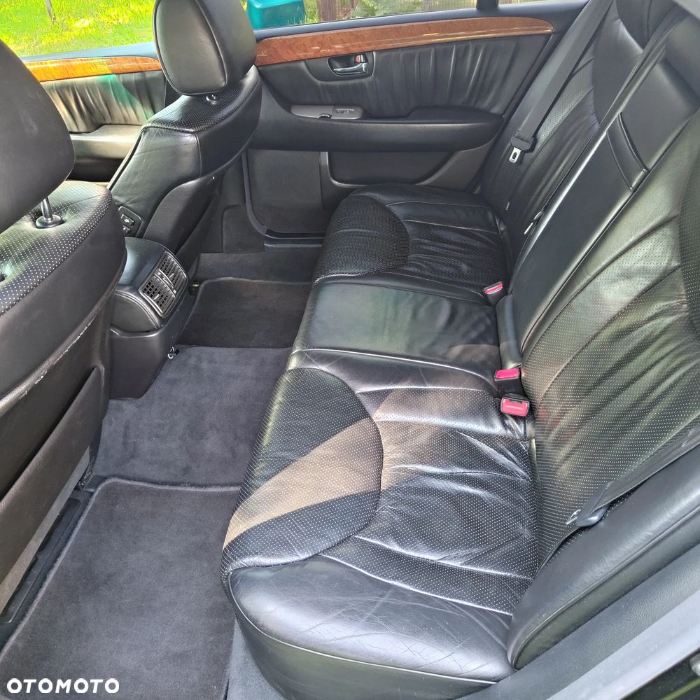 Lexus LS Standard - 22
