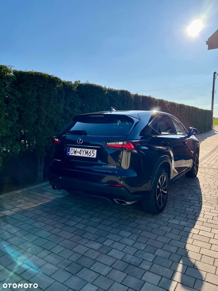 Lexus NX 200t Prestige AWD - 4