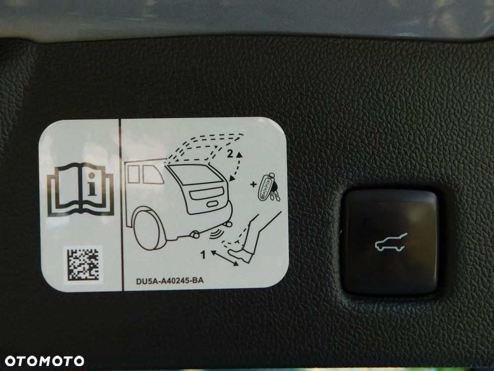 Ford Kuga - 24