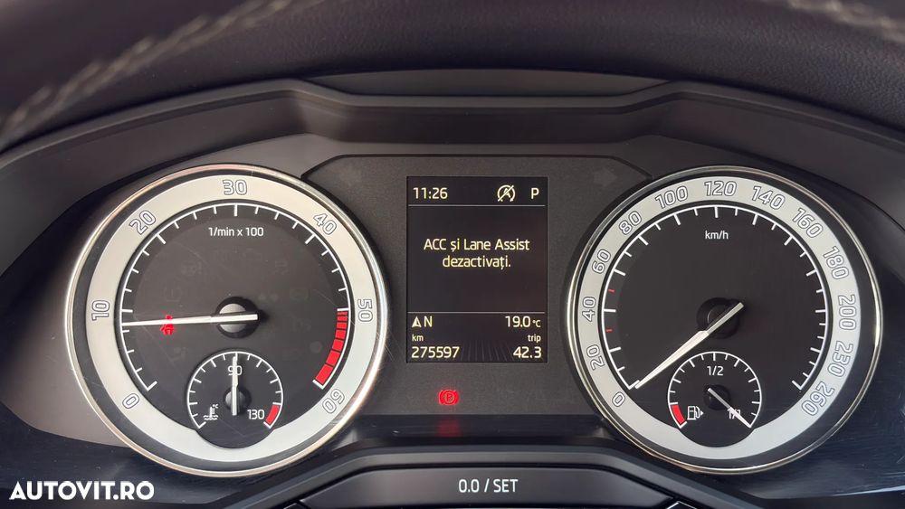 SKODA Superb 2016 — imagine 19