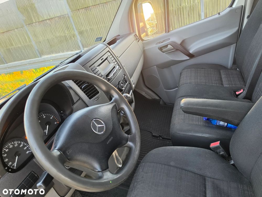 Mercedes-Benz Sprinter - 6