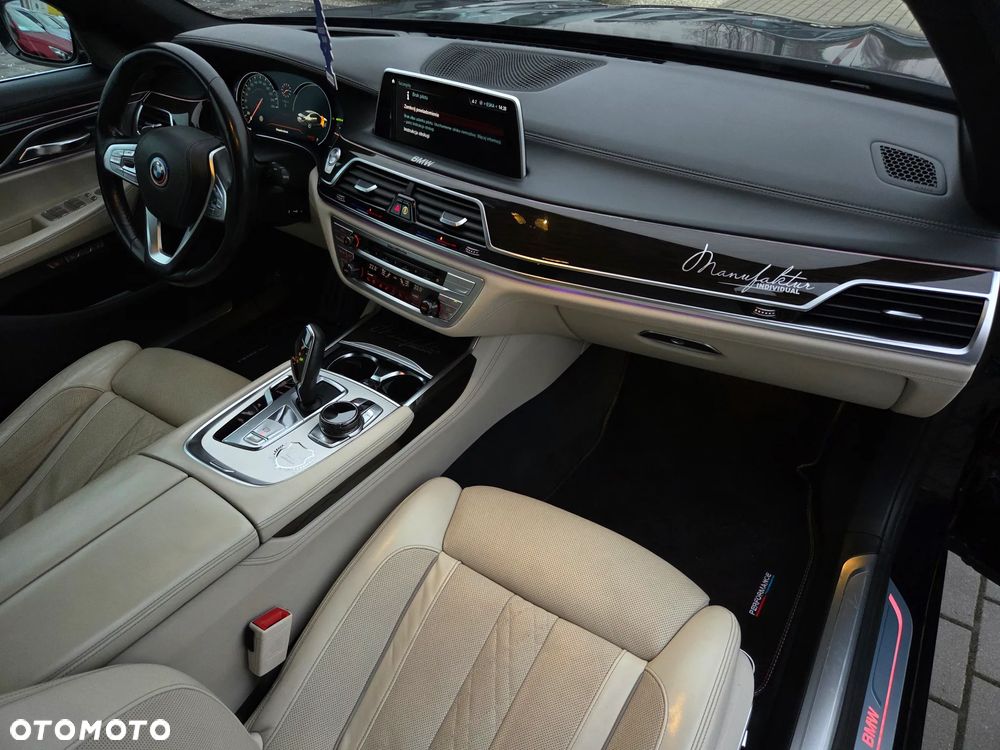 BMW Seria 7 740d xDrive - 15
