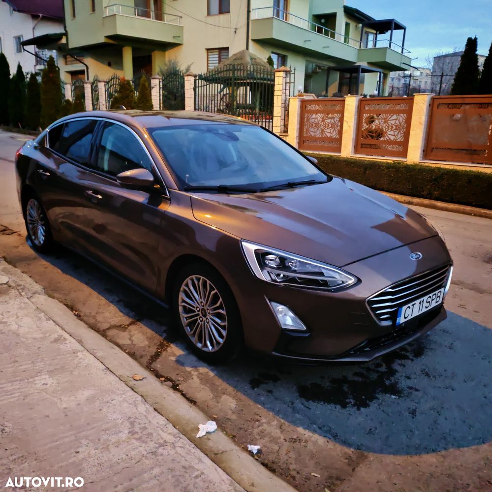 Ford Focus 1.0 EcoBoost Titanium - 1