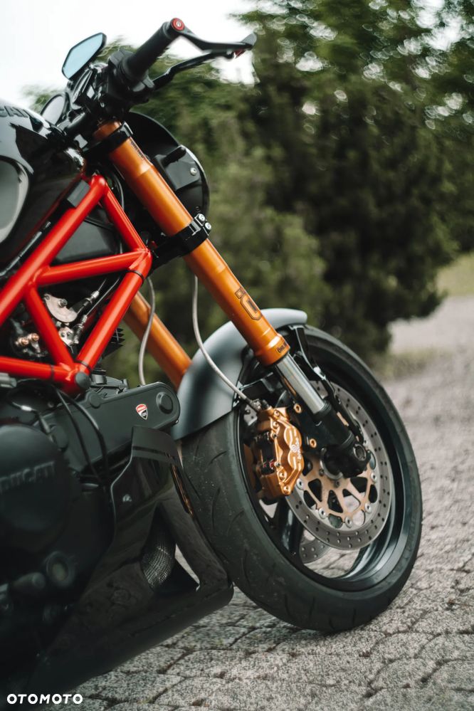 Ducati Monster - 14