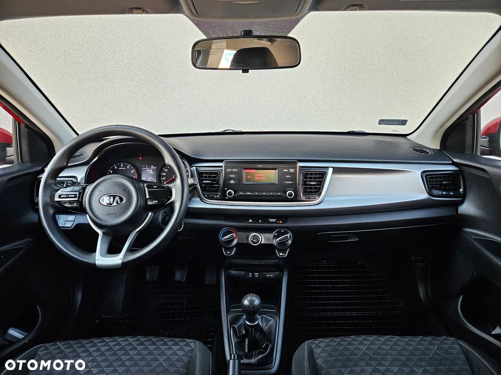 Kia Rio 1.2 L - 5