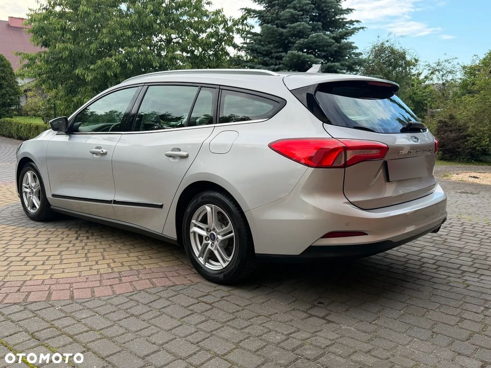Ford Focus 1.5 EcoBlue Start-Stopp-System COOL&CONNECT - 6