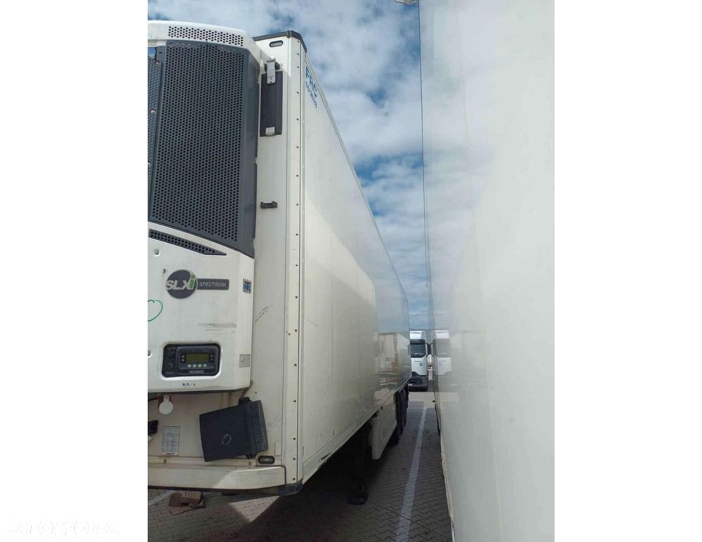 Schmitz Cargobull SKO Double Deck FP 45 ThermoKing SLXi 300 Multitemp - 2