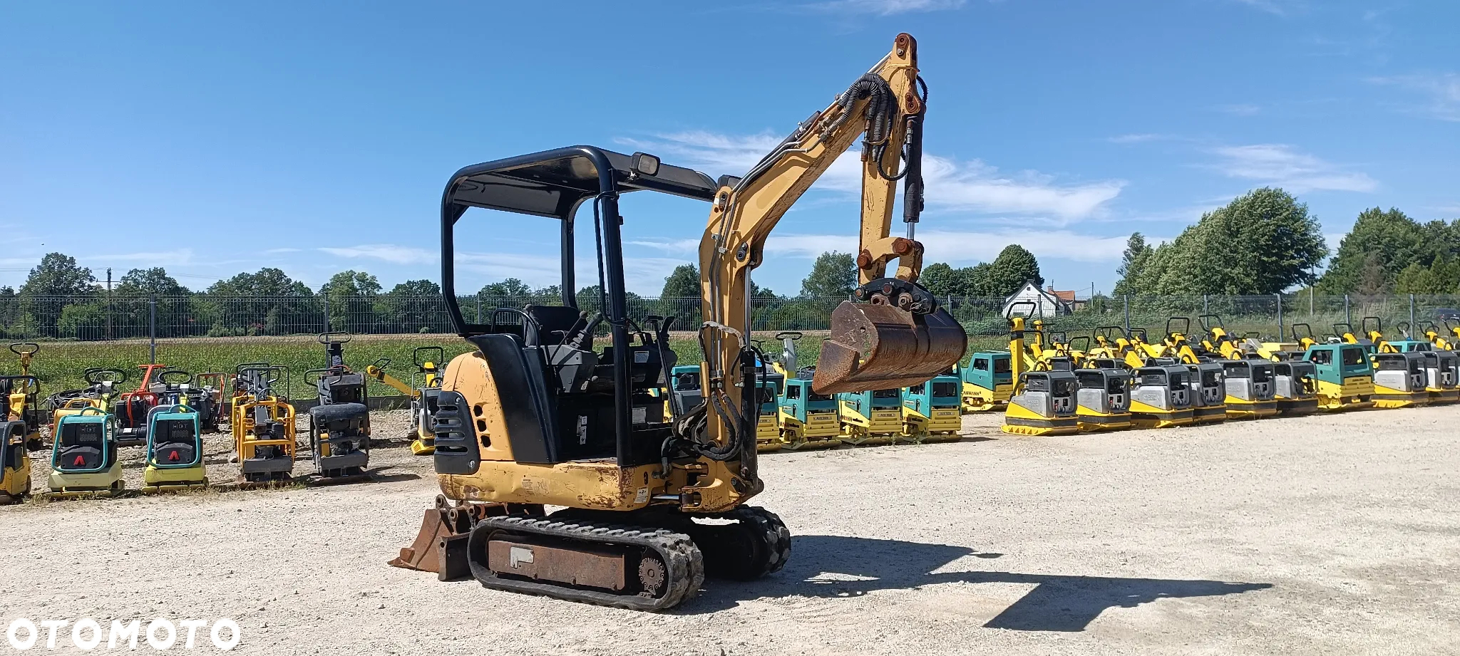 Caterpillar CAT 301.5 - 9