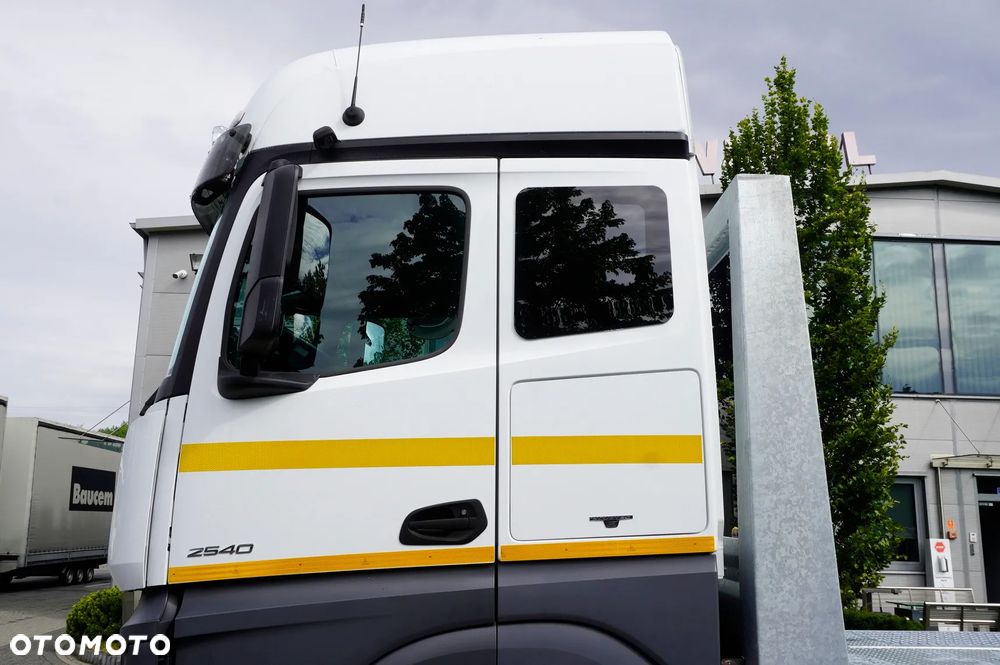 Mercedes-Benz Actros 2540 6×2 / 50 tys. km! / NOWA laweta 9 m OCYNK / Kabina 5 siedzeń! / Kilka sztuk_260041 - 19