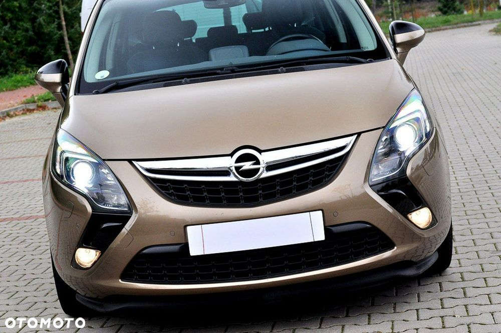 Opel Zafira 2.0 CDTI Cosmo - 11