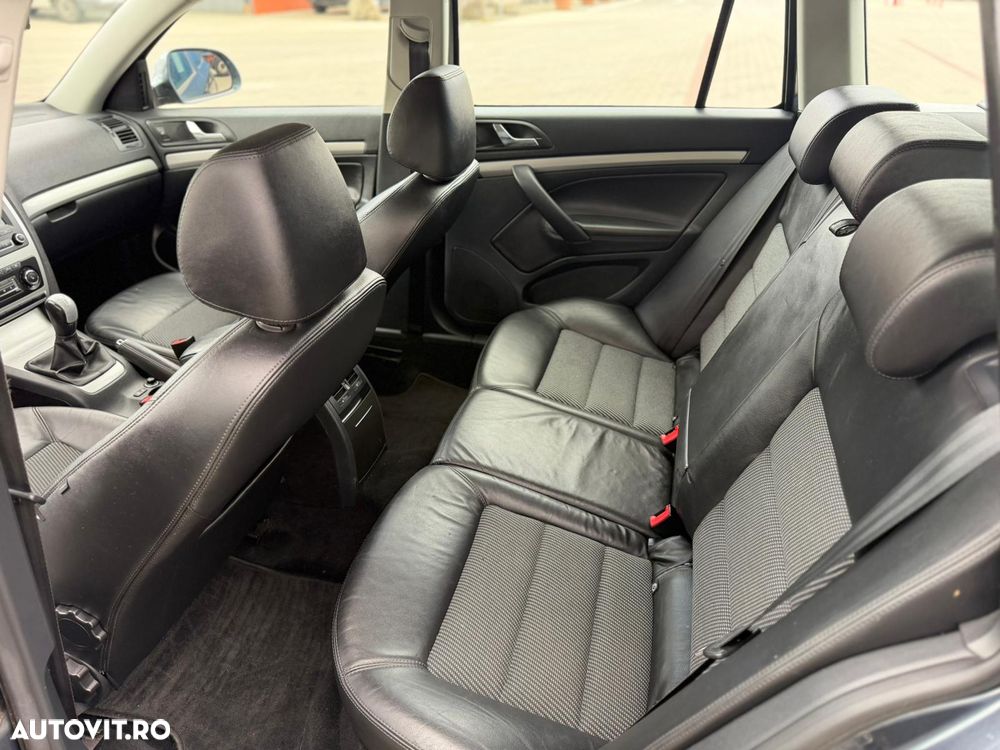 Skoda Superb 1.6 TDI GreenLine - 5