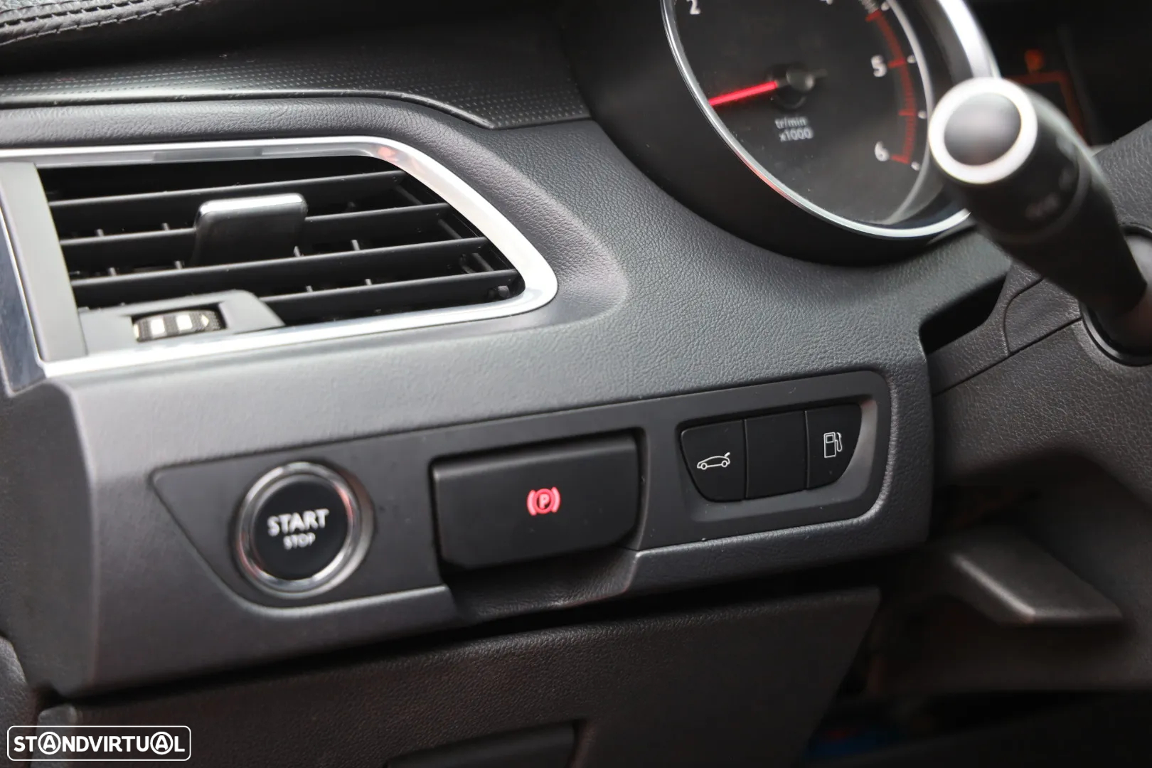 Peugeot 508 SW BlueHDi 120 EAT6 Stop&Start Allure - 15