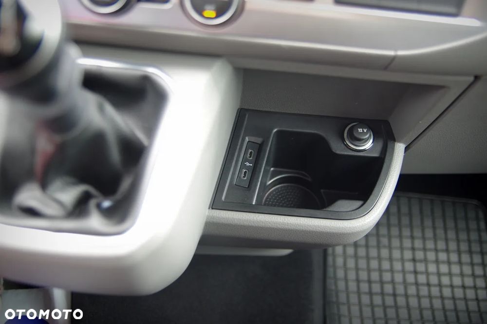 Volkswagen Caravelle 2.0 TDI L1 Highline 4Motion - 38