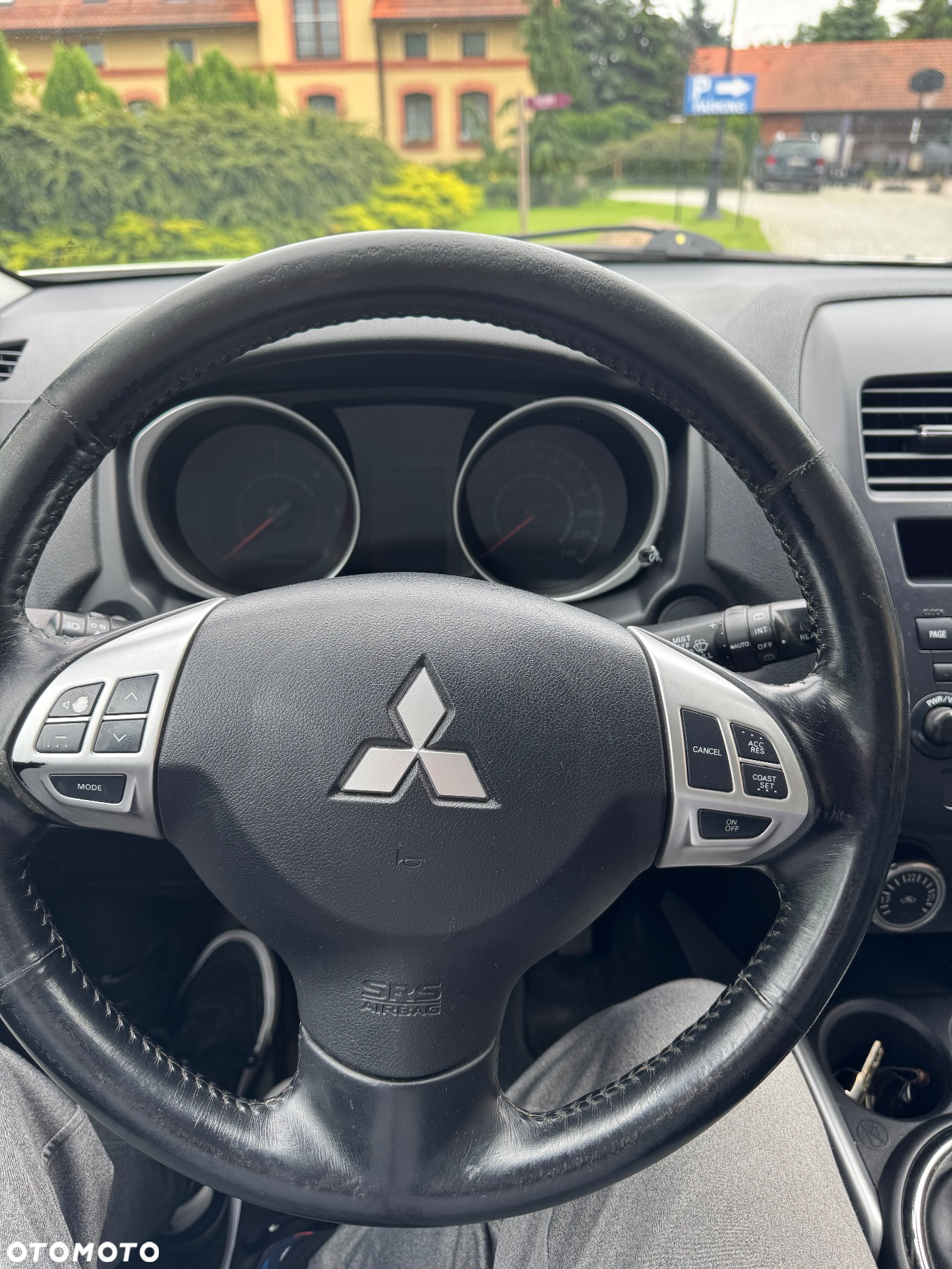 Mitsubishi ASX - 9