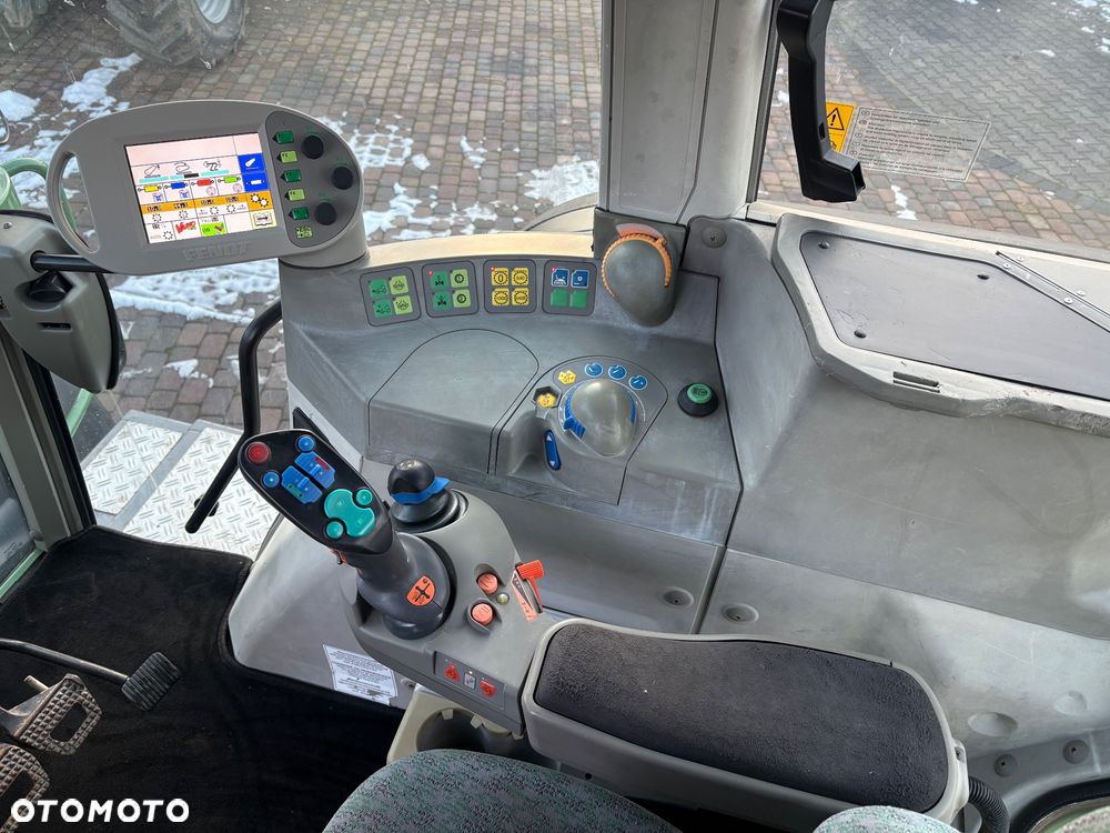Fendt 815 Vario TMS - 10