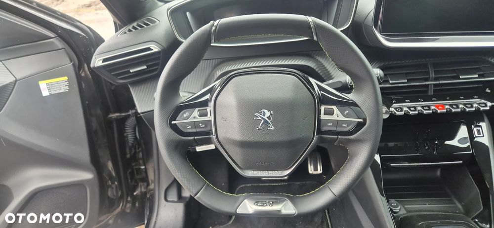 Peugeot 208 GT Line - 27