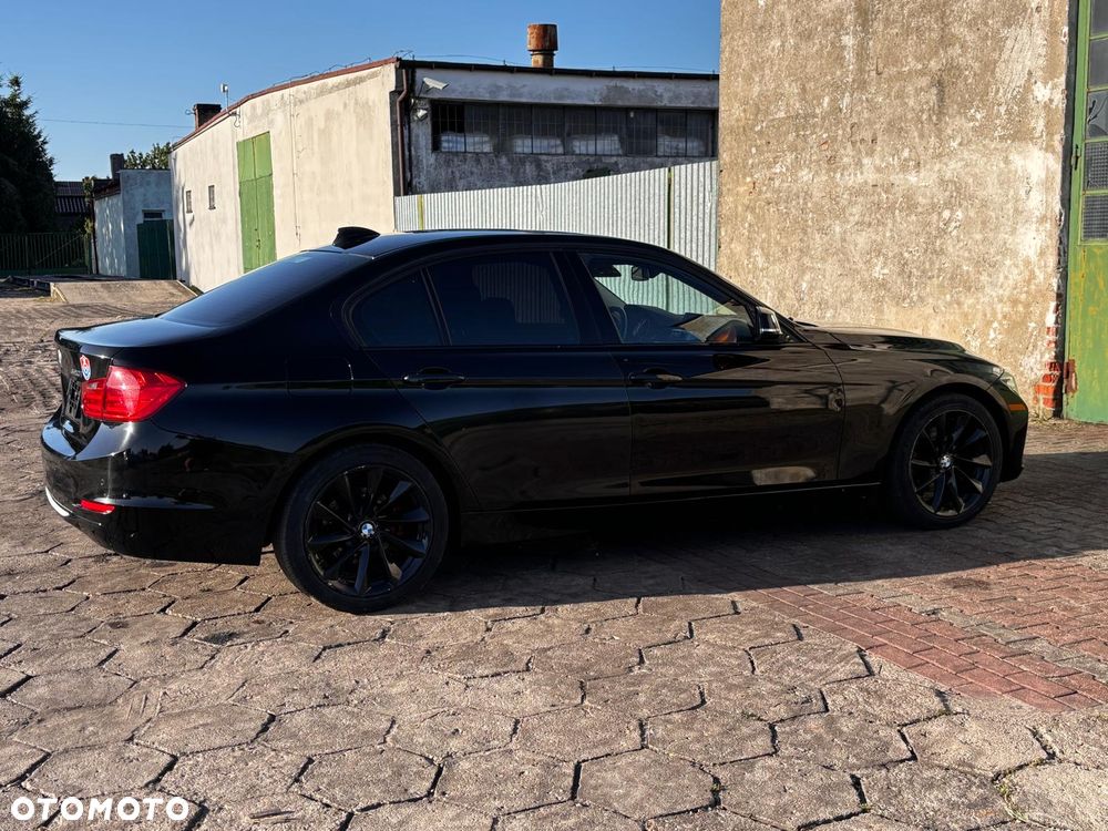 BMW Seria 3 320i xDrive Sport Line - 6