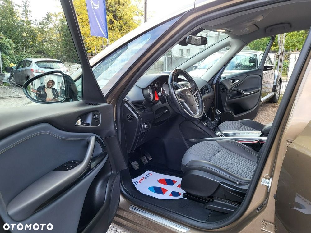 Opel Zafira 2014