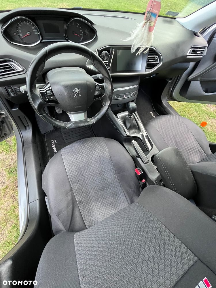 Peugeot 308 BlueHDi 120 Stop & Start Allure - 9