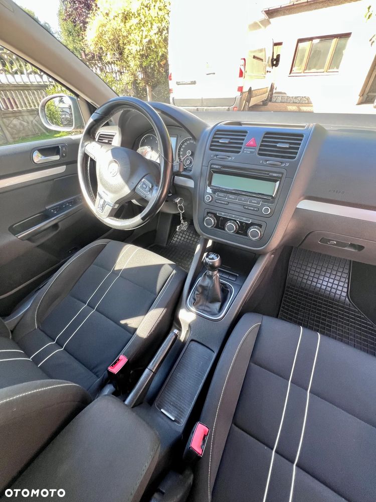 Volkswagen Jetta 1.6 TDI DPF Trendline - 4