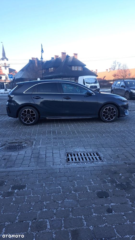 Kia Ceed 1.5 T-GDI GT-Line - 4