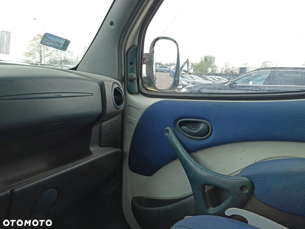 Fiat Doblo - 12