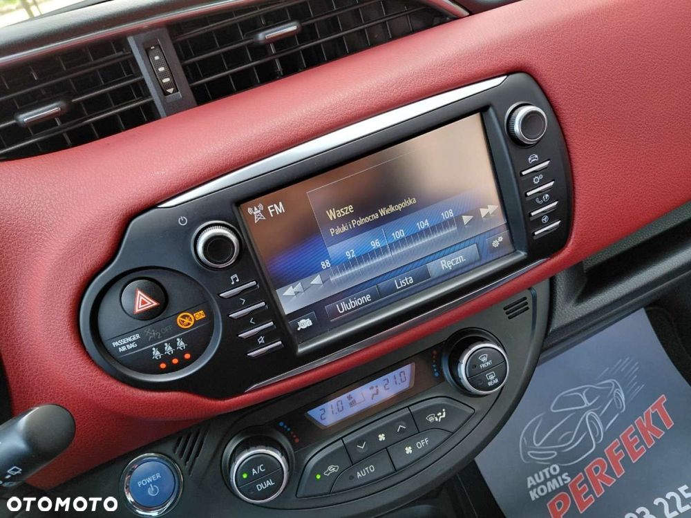 Toyota Yaris - 22