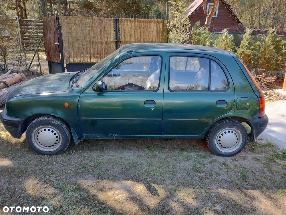 Nissan Micra - 1