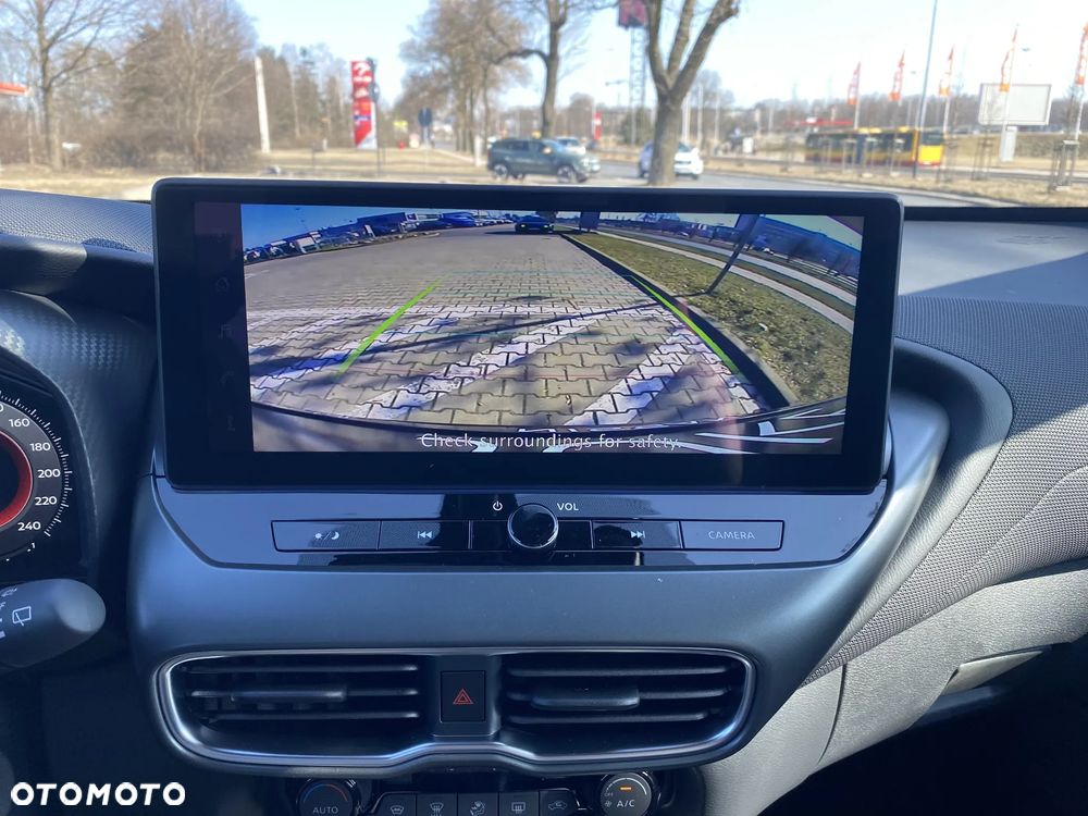 Nissan Juke 1.0 DIG-T N-Connecta DCT - 16