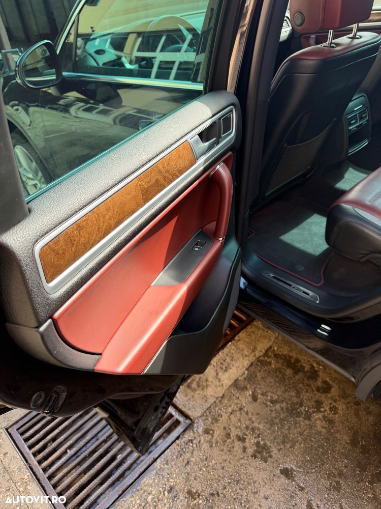 Volkswagen Touareg 3.0 V6 TDI SCR Blue Motion DPF Automatik Exclusive - 9