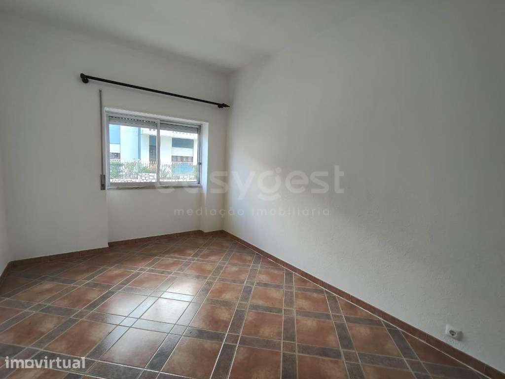 Apartamento T4 na Cruz de Pau - Grande imagem: 4/18