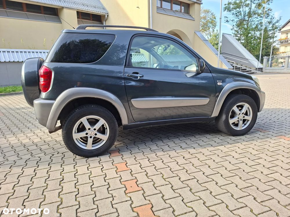 Toyota RAV4 - 12