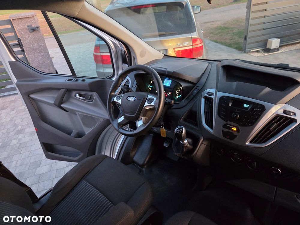 Ford Transit Custom - 11
