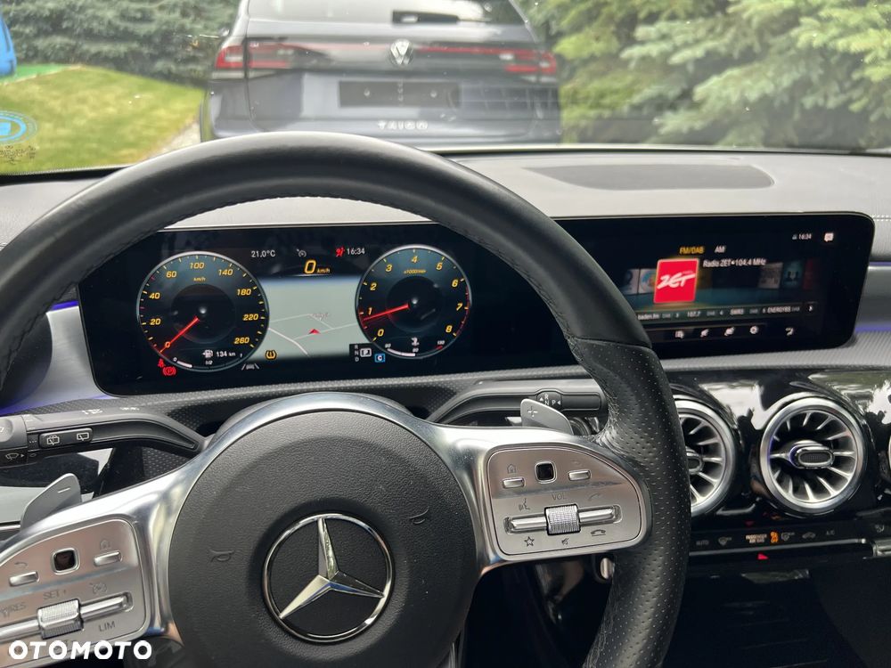 Mercedes-Benz Klasa A 200 4Matic 8G-DCT Advanced AMG Line - 23